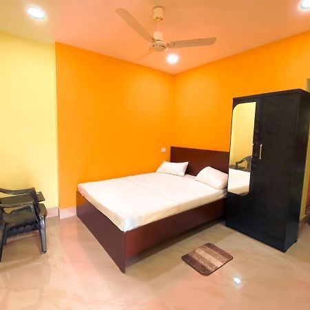 Hotel Sk Lodge Near Guwahati Airport Phòng bức ảnh