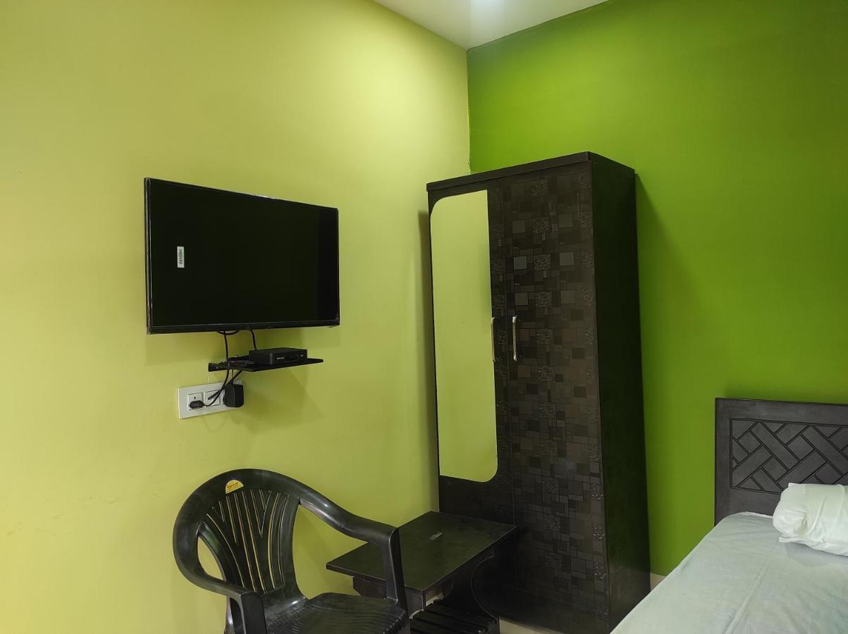 Hotel Sk Lodge Near Guwahati Airport Ngoại thất bức ảnh
