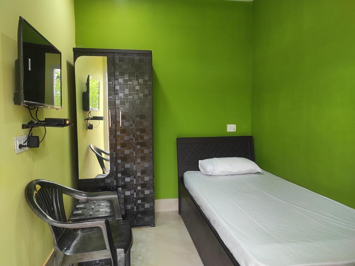 Hotel Sk Lodge Near Guwahati Airport Ngoại thất bức ảnh